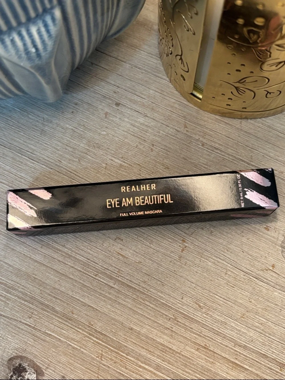 REALHER Eye AM Beautiful Full Volume Mascara